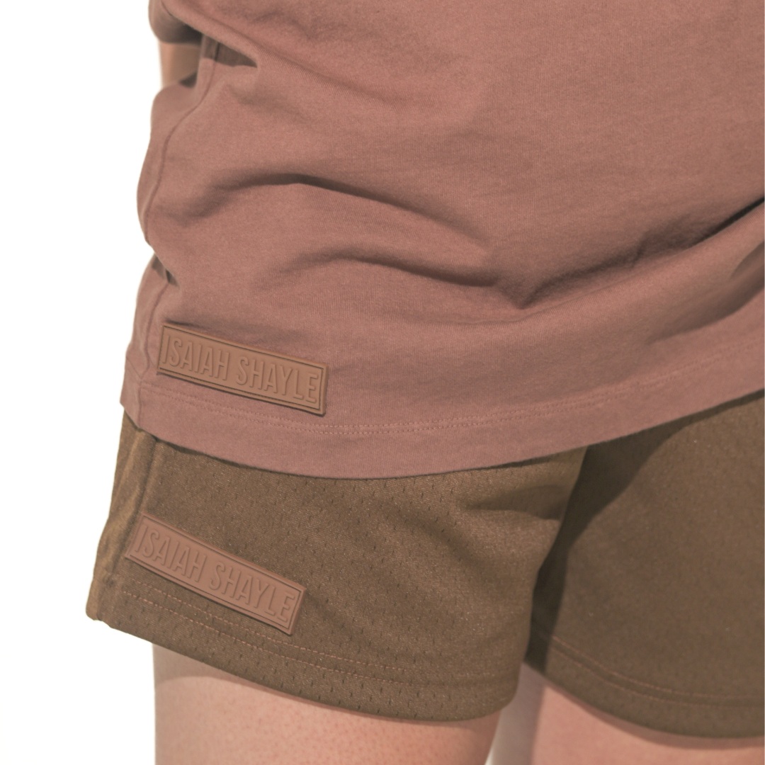 BASICS 2.0 - BROWN STAPLE TEE