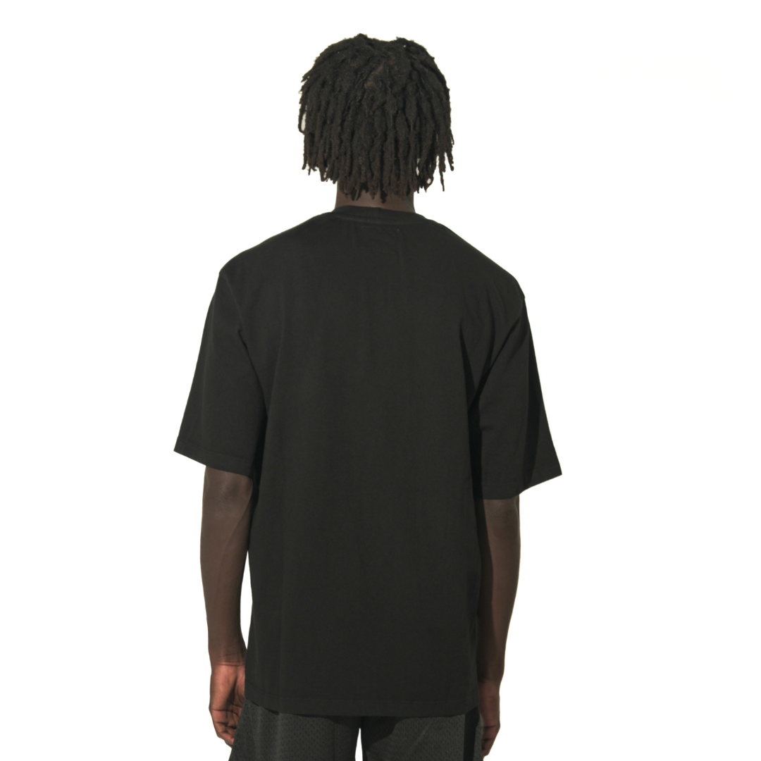 BASICS 2.0 - BLACK STAPLE TEE